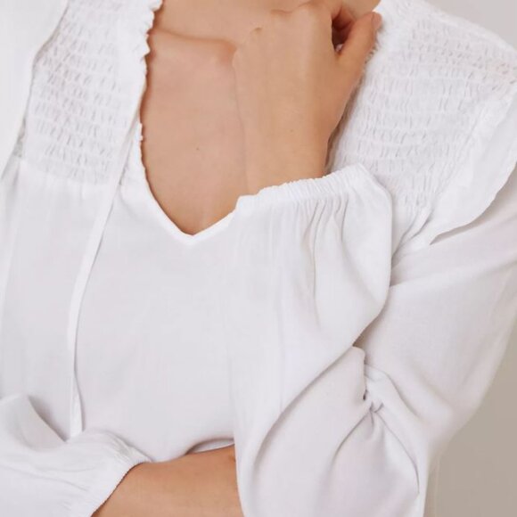 Cloth & Stone | Anthropologie Tencel Smocked Pullover Peasant Blouse | Medium - Picture 4 of 16